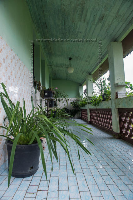 FLORES ATO (2013) 0034 PD