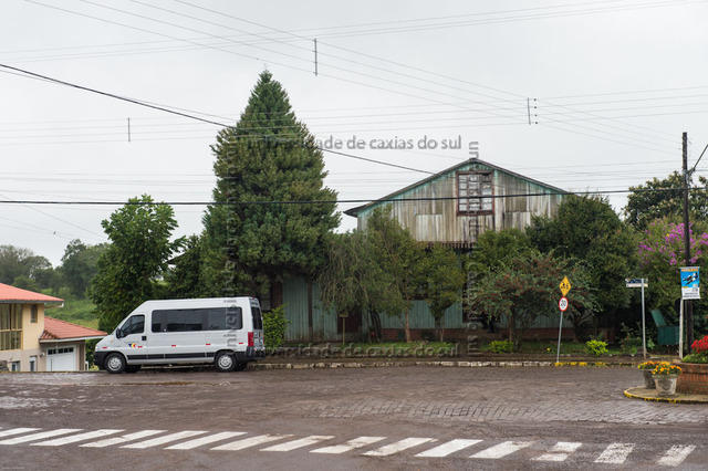 FLORES ATO (2013) 0057 PD